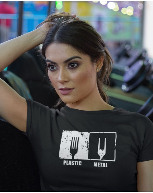 Dámské tričko Plastic vs Metal