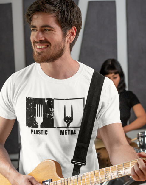 Pánské tričko Plastic vs Metal
